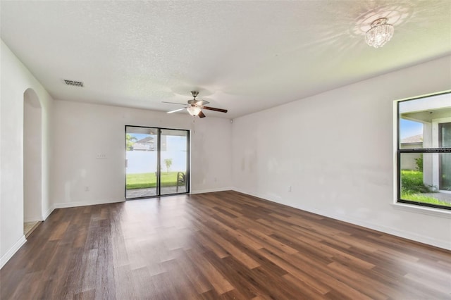 11837 Thicket Wood Dr, Riverview, FL 33579 - photo 12