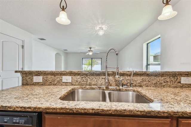 11837 Thicket Wood Dr, Riverview, FL 33579 - photo 27