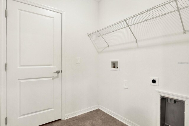 271 Inman Blvd, Winter Haven, FL 33881 - laundry area with hookup for a washing machine, hookup for an electric dryer, and baseboards