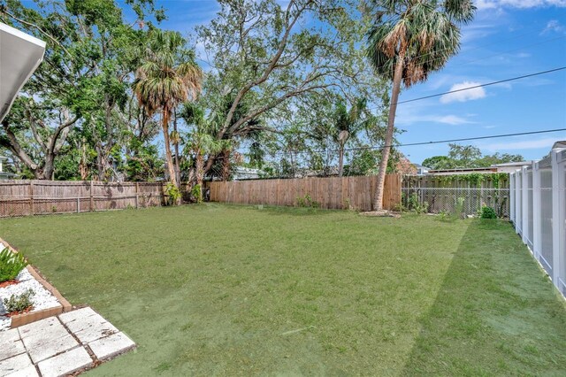 4714 W Vasconia St, Tampa, FL 33629 - view of fenced backyard