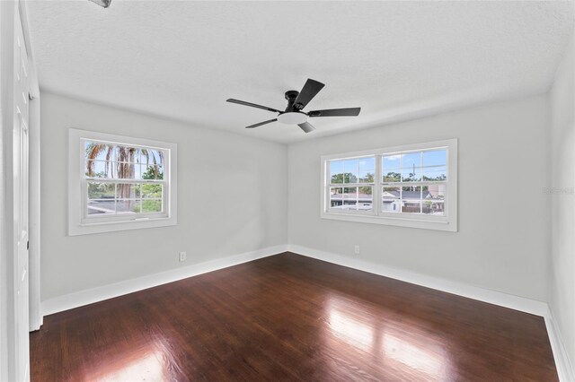 4918 Stolls Ave, Tampa, FL 33615 - photo 21