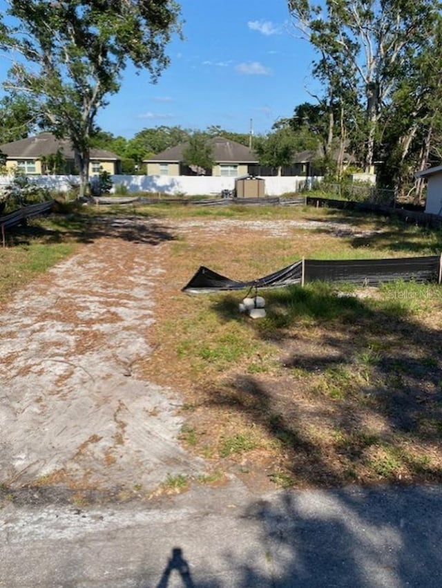 658 15th St NW, Largo, FL 33770