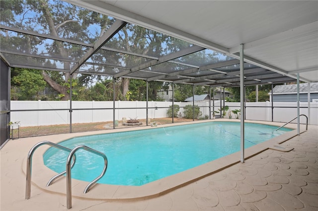 4012 N Munro St, Tampa, FL 33603 - view of pool with a fenced backyard, a lanai, and a patio