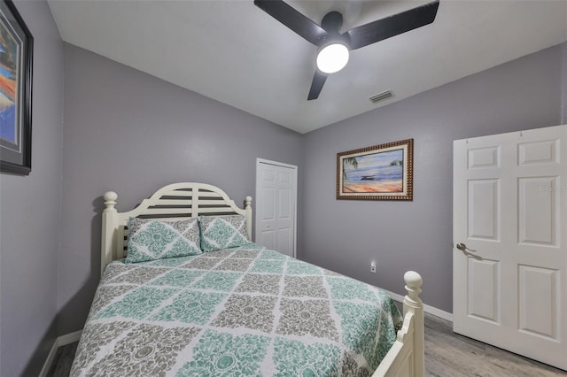 11806 Holly Crest Ln, Riverview, FL 33569 - bedroom featuring light wood finished floors, baseboards, and a ceiling fan