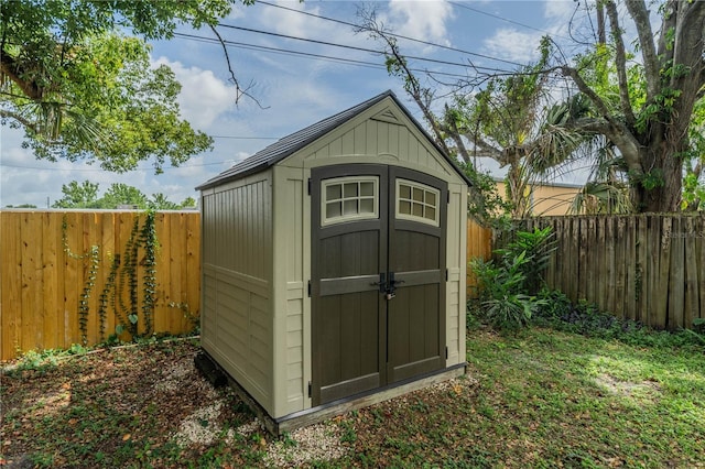117 Connie Ave, Tampa, FL 33613 - view of shed with a fenced backyard