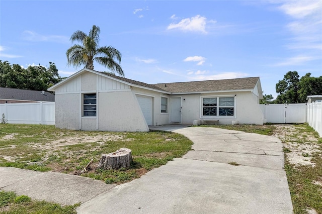 1009 Sagamore Dr, Seffner, FL 33584 - photo 1