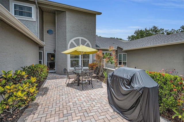 184 Hunter Ct, Palm Harbor, FL 34684 - view of patio / terrace featuring a grill and outdoor dining space