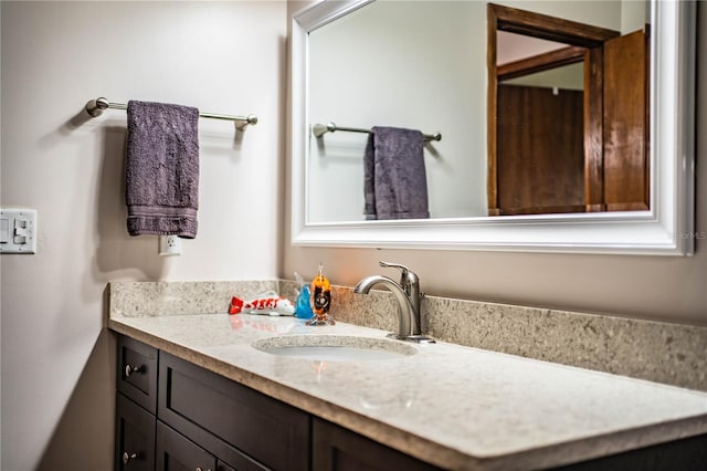 309 Hidden Lake Dr, Brandon, FL 33511 - bathroom with vanity