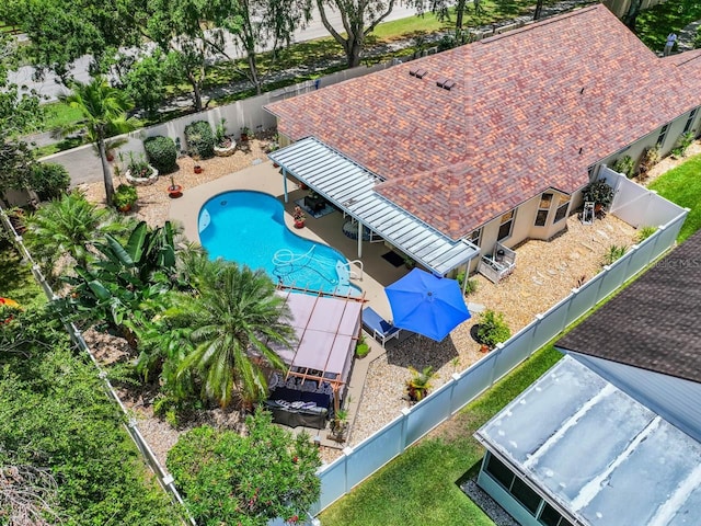 810 Erik Lake Rd, Brandon, FL 33510 - view of subject property featuring a pool