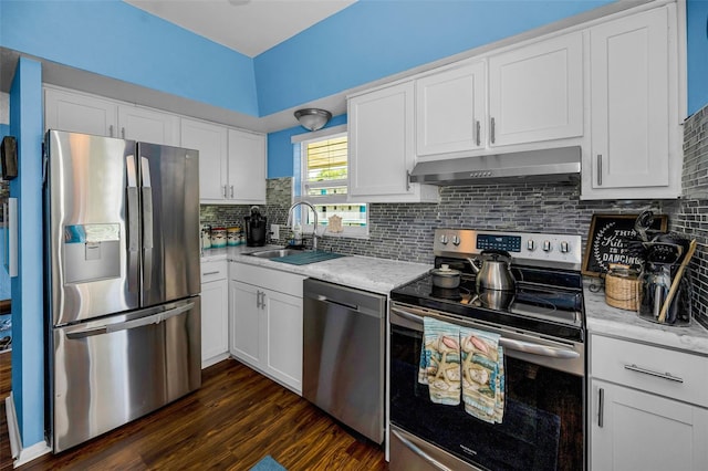 9945 47th Ave N Unit 210, Saint Petersburg, FL 33708 - photo 2