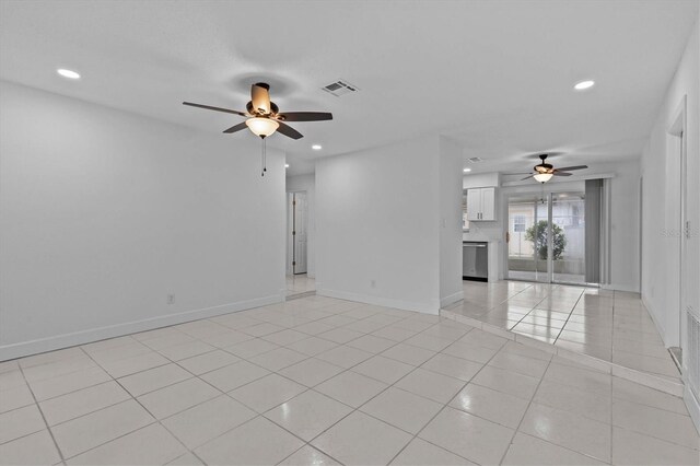326 Circle Dr, Palm Harbor, FL 34683 - photo 10