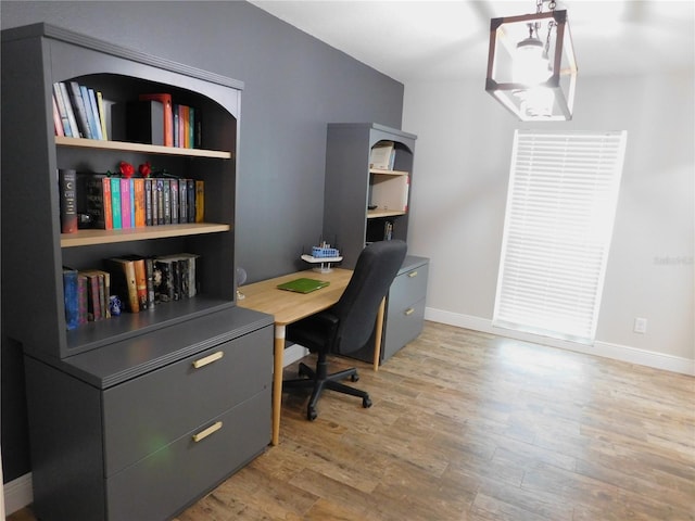 15916 Marshfield Dr, Tampa, FL 33624 - office space with light wood finished floors and baseboards