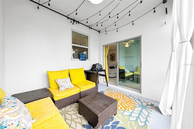 3216 Bryant Park Dr, New Port Richey, FL 34655 - view of sunroom / solarium