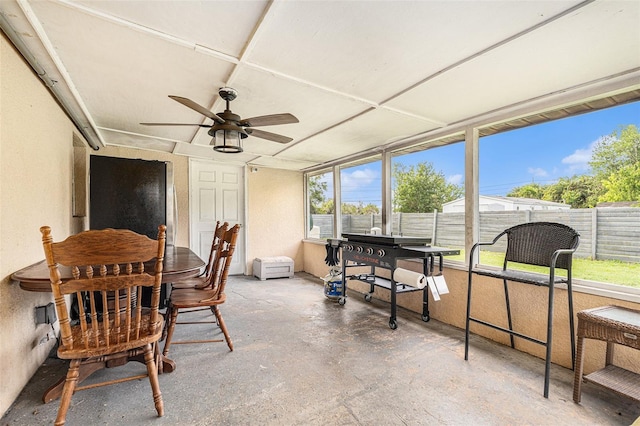 9220 Mcintosh Rd, Dover, FL 33527 - view of sunroom