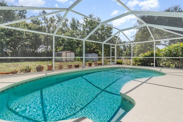 1839 Neptune Dr, Englewood, FL 34223 - swimming pool with glass enclosure