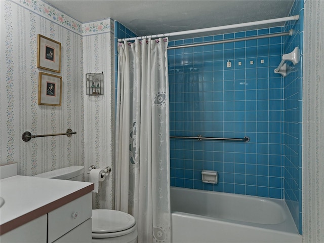7600 Sun Island Dr S Unit 603, South Pasadena, FL 33707 - full bathroom with vanity, shower / bath combo with shower curtain, and wallpapered walls