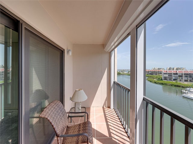 7600 Sun Island Dr S Unit 603, South Pasadena, FL 33707 - balcony featuring a water view