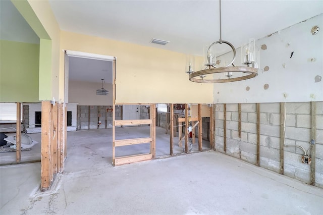 1897 Dolphin Blvd S, Saint Petersburg, FL 33707 - view of garage