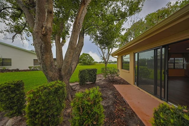 1508 Ingram Dr Unit 20, Sun City Center, FL 33573 - view of grassy yard