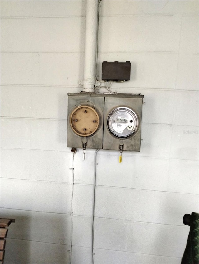 39343/39349 Rusbe, Zephyrhills, FL 33540 - detailed view of electric meter
