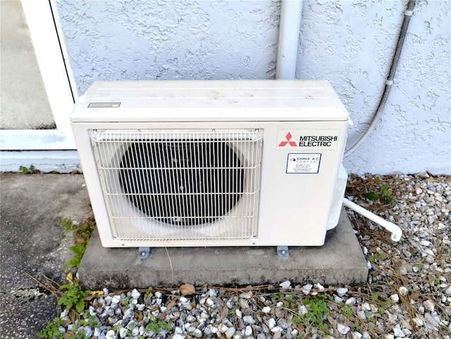 39343/39349 Rusbe, Zephyrhills, FL 33540 - exterior view of ac unit and stucco siding