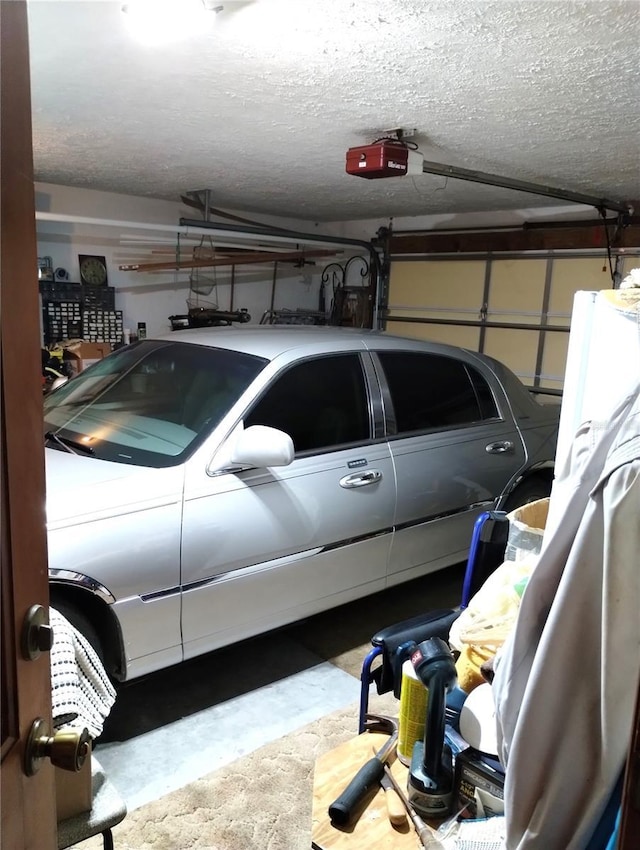 39343/39349 Rusbe, Zephyrhills, FL 33540 - garage featuring a garage door opener