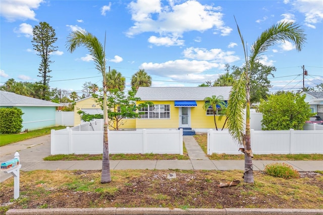 260 42nd Ave, St Pete Beach, FL 33706 - bungalow featuring a fenced front yard