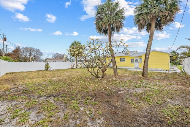 260 42nd Ave, St Pete Beach, FL 33706 - view of yard