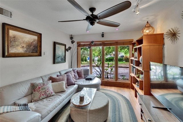675 64th Ave S, Saint Petersburg, FL 33705 - photo 5