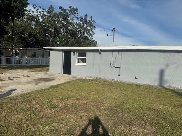 8502 Grapefruit Ave, Tampa, FL 33619 - view of outbuilding