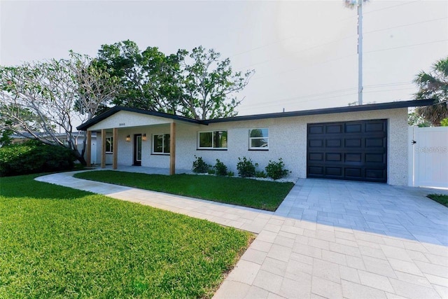 8444 15th Way N, Saint Petersburg, FL 33702 - photo 1