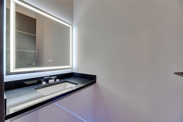 6528 Simone Shores Cir, Apollo Beach, FL 33572 - bathroom with vanity