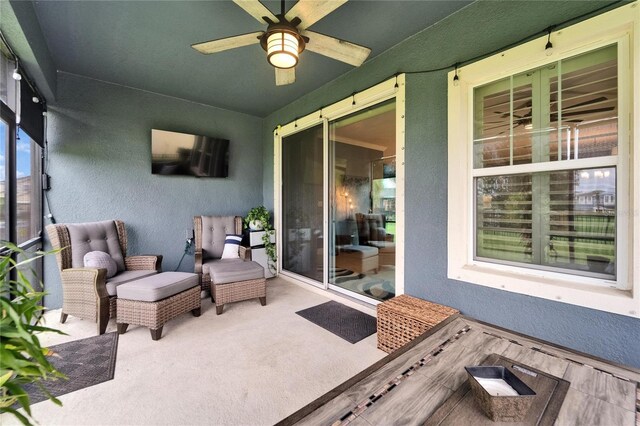 6127 Colmar Pl, Apollo Beach, FL 33572 - sunroom with ceiling fan