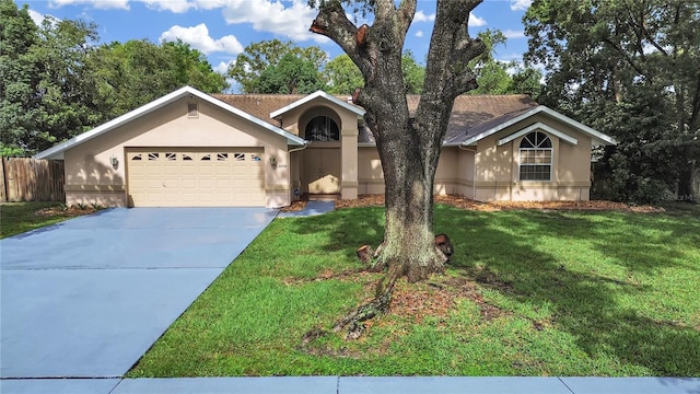 13094 Huntington Woods Ave, Spring Hill, FL 34609 - ranch-style home featuring stucco siding, concrete driveway, and an attached garage