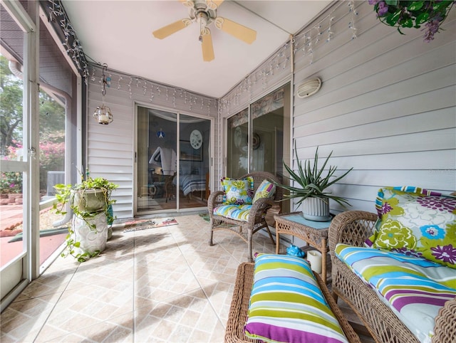 39650 US Highway 19 N, Tarpon Springs, FL 34689 - sunroom with a ceiling fan