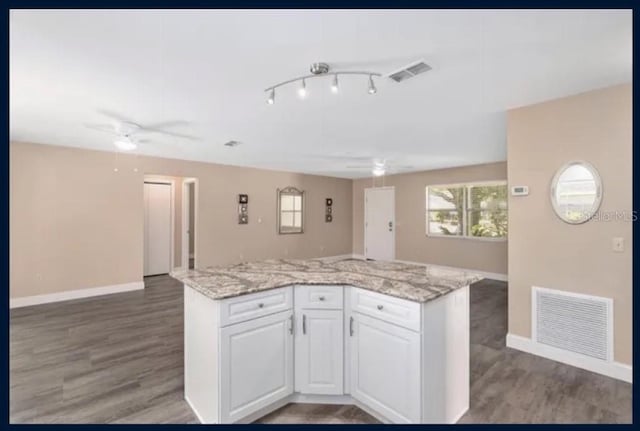 647 San Pedro Dr, Lady Lake, FL 32159 - photo 12