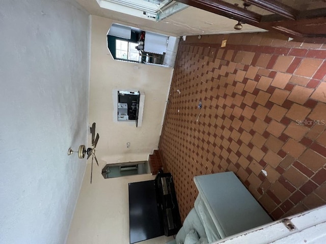 2524 Novus St, Sarasota, FL 34237 - interior space