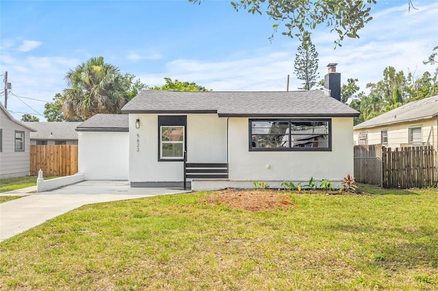 5622 Tangerine Ave S, Gulfport, FL 33707 - view of front of property featuring a chimney