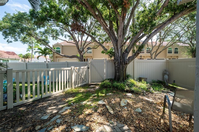4783 Palermo Ct NE, Saint Petersburg, FL 33703 - fenced backyard with a gate