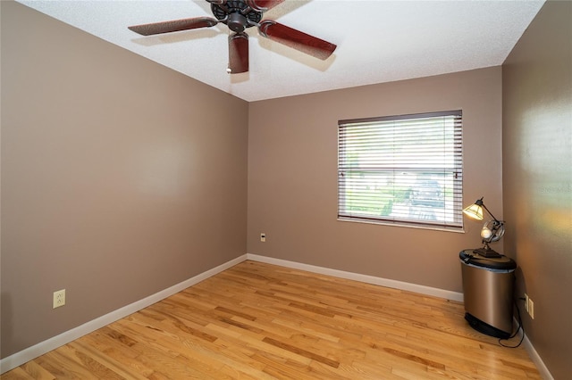 4783 Palermo Ct NE, Saint Petersburg, FL 33703 - unfurnished room featuring light wood finished floors, ceiling fan, and baseboards