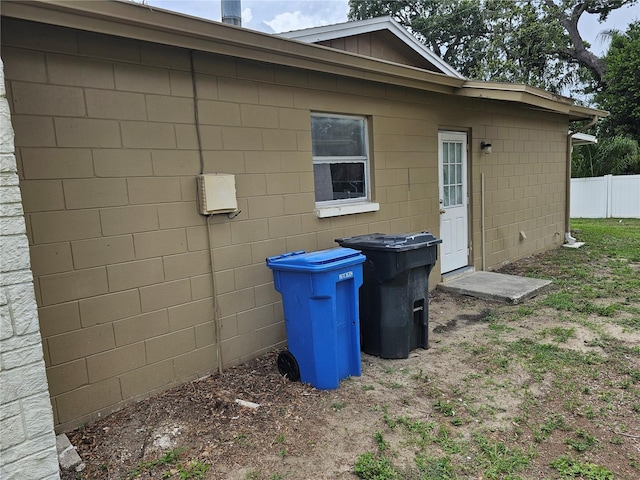 505 Innergary Pl, Valrico, FL 33594 - view of side of home with concrete block siding