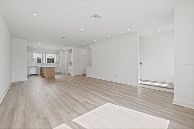 303 15th St N, Saint Petersburg, FL 33705 - photo 21