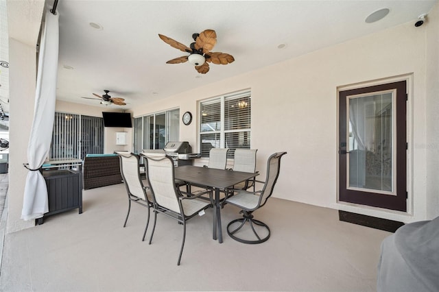 2814 Duncan Tree Cir, Valrico, FL 33594 - view of patio / terrace featuring ceiling fan and outdoor dining area