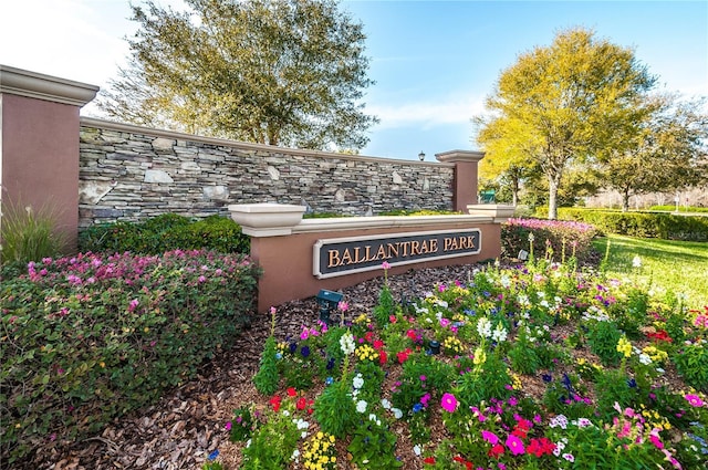 3305 Hoylake Ct, Land O Lakes, FL 34638 - view of community / neighborhood sign