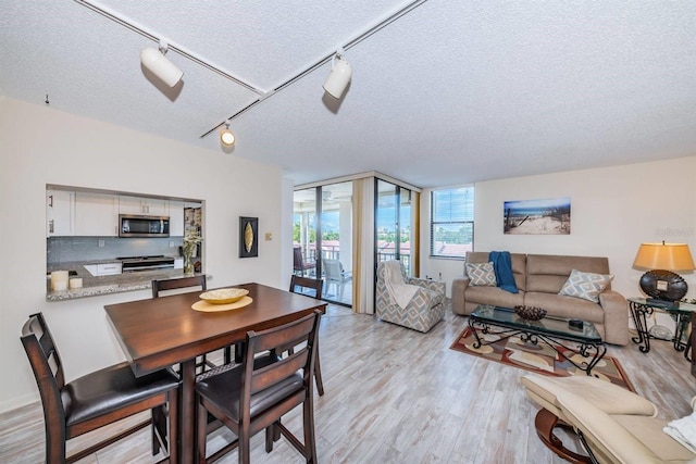 6145 Sun Blvd Unit 404, Saint Petersburg, FL 33715 - photo 2