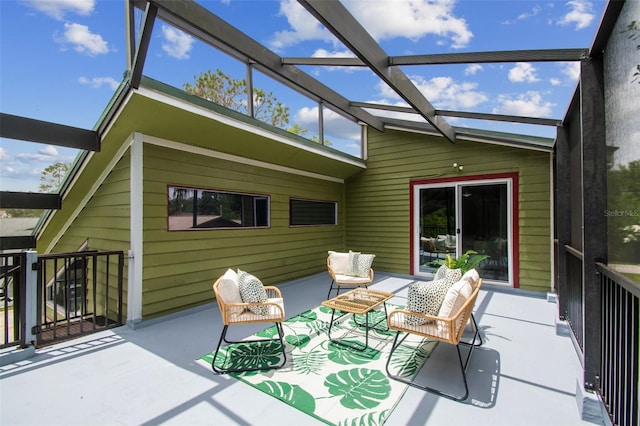 18914 Geraci Rd, Lutz, FL 33548 - sunroom / solarium featuring lofted ceiling