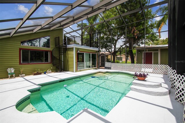 18914 Geraci Rd, Lutz, FL 33548 - outdoor pool featuring a patio and a lanai