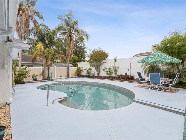 11762 Barb Ct, Seminole, FL 33778 - photo 29