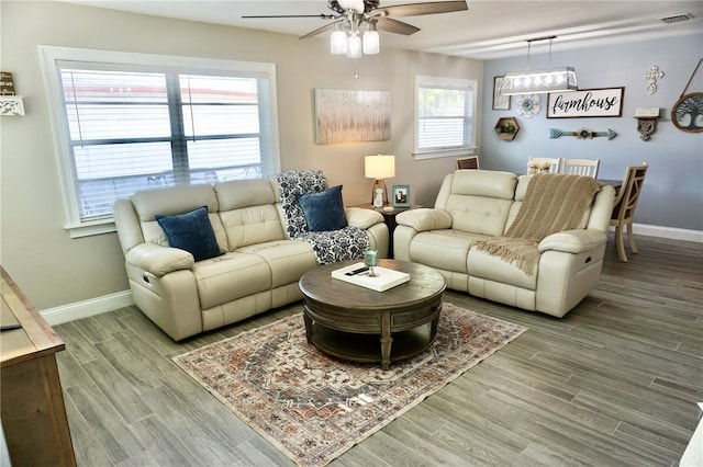 135 Emerald Ln, Largo, FL 33771 - photo 7