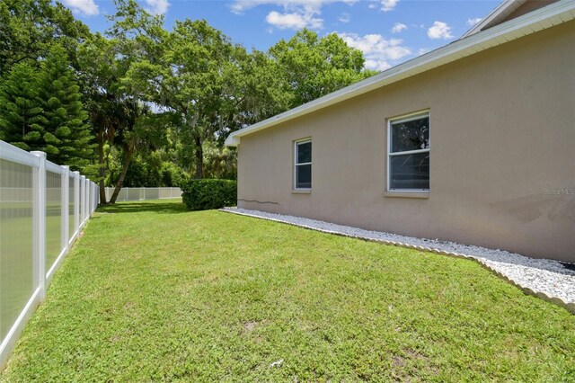 1460 Kensington Woods Dr, Lutz, FL 33549 - view of yard